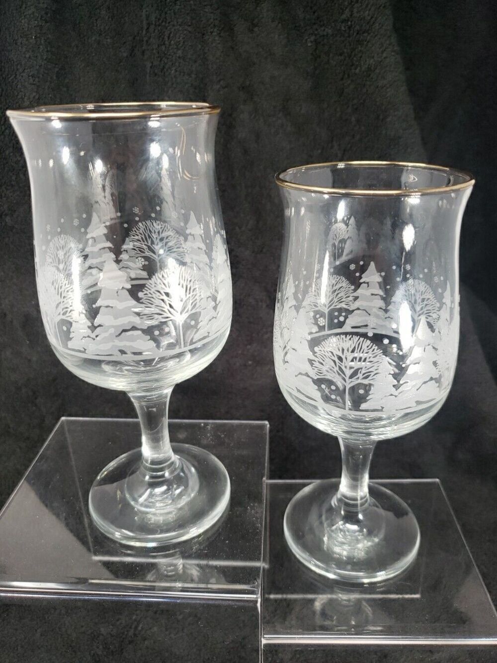 Arby's Libbey Glass Vintage Winter Wonderland Goblets Trees Snow Gold Rim 1980s